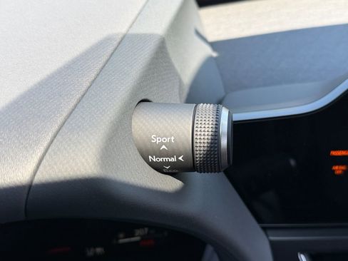 Used 2026 Lexus UX 300h AWD image 27