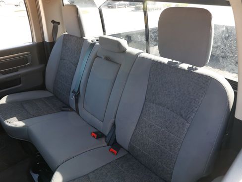 Used 2016 RAM 3500 Lone Star image 11