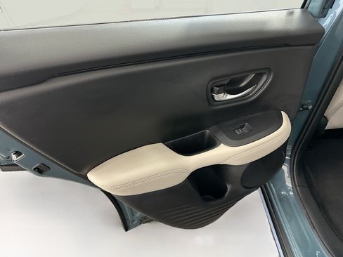 Used 2023 Honda HR-V LX image 26