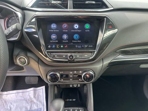 Used 2022 Chevrolet TrailBlazer RS w/ Sun and Liftgate Package image 17