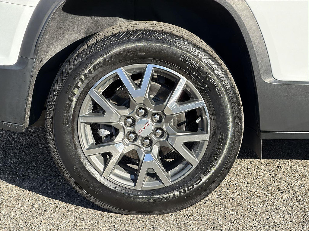 Used 2023 GMC Acadia SLE FWD image 31