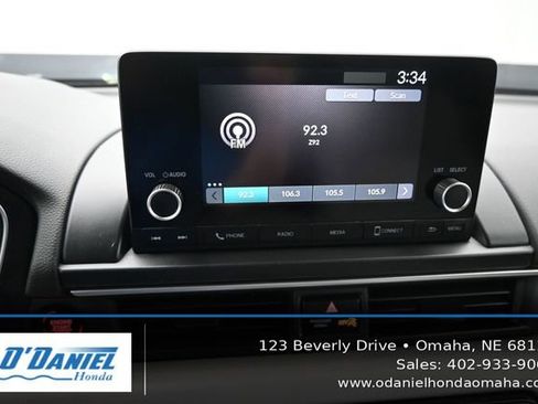 Used 2023 Honda Pilot LX image 30