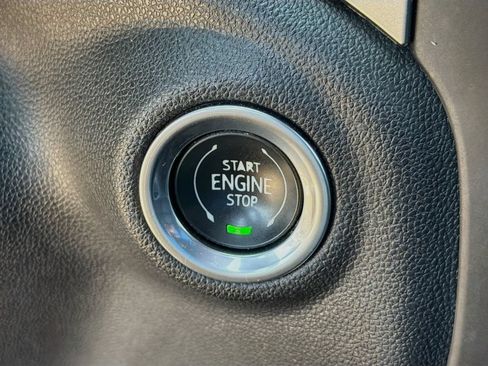 Used 2020 Chevrolet Silverado 1500 LTZ AWD/4WD image 20
