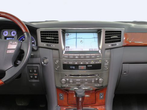 Used 2009 Lexus LX 570 4WD image 57