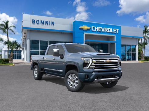New 2026 Chevrolet Silverado 2500 High Country w/ High Country Premium Package AWD/4WD image 2
