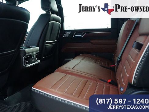 Used 2024 GMC Sierra 2500 Denali Ultimate image 21