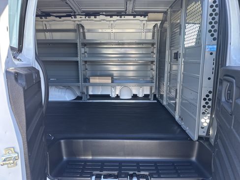 New 2025 GMC Savana 2500 w/ Driver Convenience Package image 32