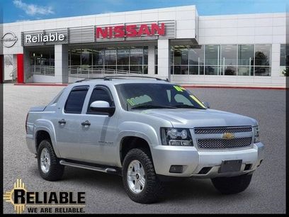 Used 2011 Chevrolet Avalanche LT w/ Suspension Package, Off-Road