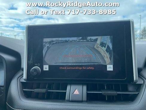 Used 2024 Toyota RAV4 LE image 17