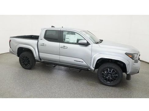 New 2026 Toyota Tacoma SR5 AWD/4WD image 12