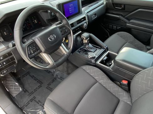 Certified 2024 Toyota Tacoma SR5 image 25