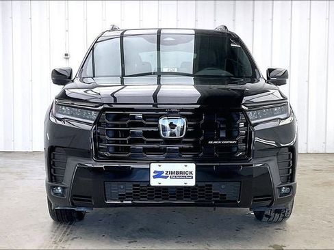 New 2026 Honda Pilot Black Edition image 3