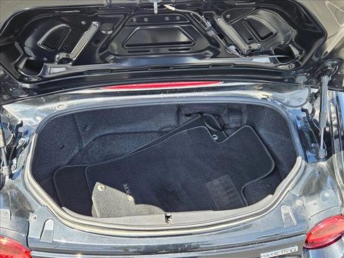 Used 2020 MAZDA MX-5 Miata Grand Touring RWD image 6