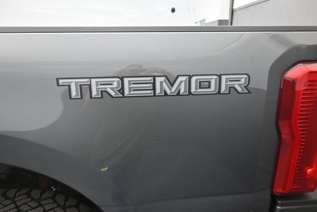 New 2027 Ford F250 XL w/ Tremor Off-Road Package AWD/4WD image 25