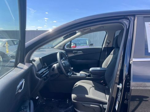 Used 2026 Kia Sportage LX AWD/4WD image 26