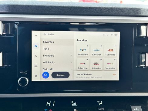 Used 2025 Toyota Tundra SR5 w/ TRD Off-Road Package AWD/4WD image 20