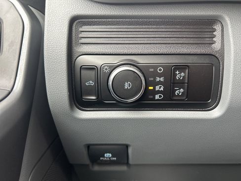 Used 2025 Ford F350 XLT image 13