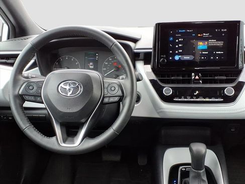 Used 2024 Toyota Corolla SE image 11