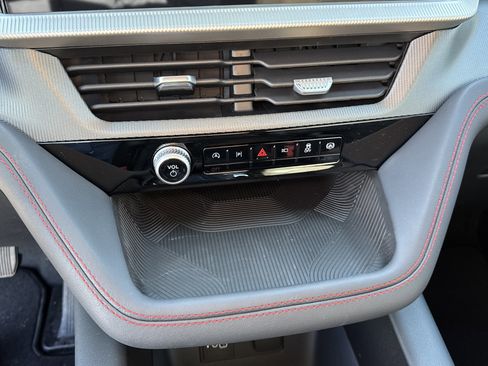 New 2026 Ford Explorer ST-Line w/ ST-Line Street Pack image 30