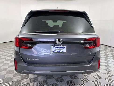New 2026 Honda Odyssey EX-L image 10