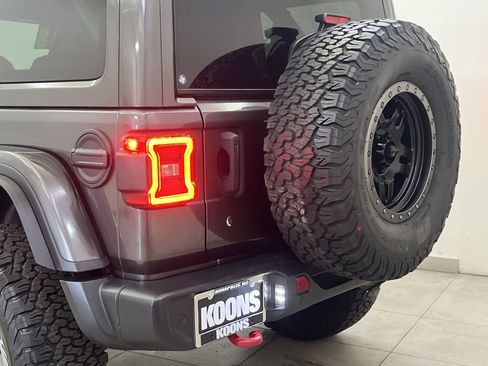 Used 2018 Jeep Wrangler Unlimited Rubicon image 26