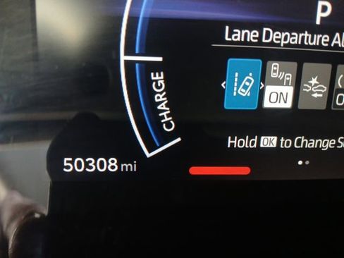 Used 2025 Toyota Camry LE FWD image 25