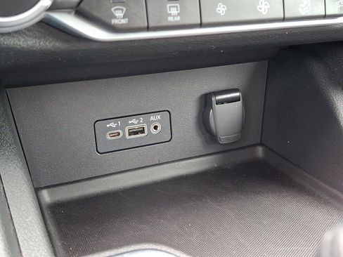 Used 2020 Nissan Sentra SV w/ Trunk Package FWD image 24