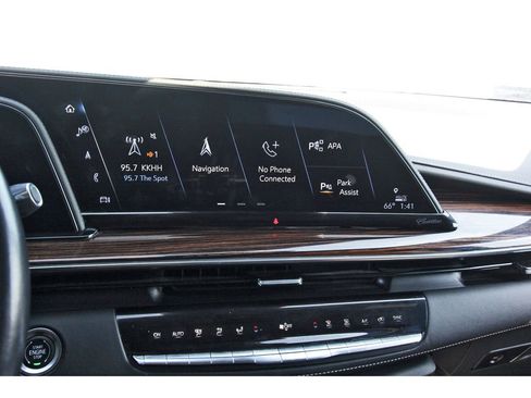 Used 2023 Cadillac Escalade ESV Premium Luxury image 10