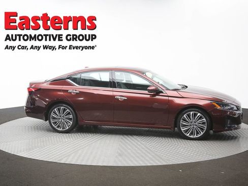 Used 2023 Nissan Altima 2.5 SL FWD image 47
