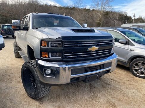 Used 2019 Chevrolet Silverado 3500 LTZ w/ Duramax Plus Package image 3