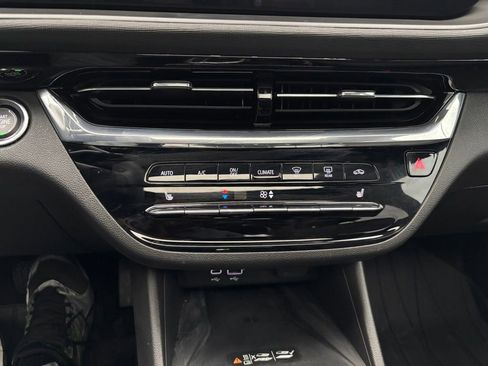 Used 2024 Buick Envista Avenir FWD image 21