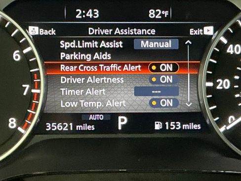 Used 2023 Nissan Pathfinder Platinum AWD/4WD image 16