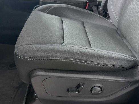 Used 2025 RAM 1500 Big Horn image 17