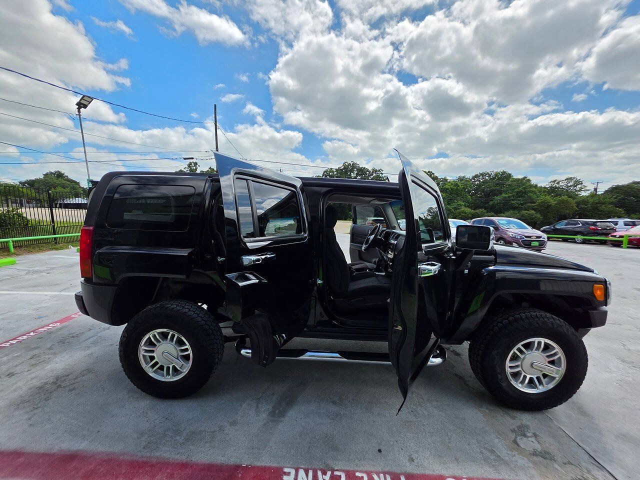 Used 2006 HUMMER H3 w/ Chrome Appearance Package AWD/4WD image 29