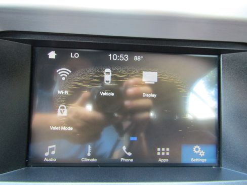 Used 2016 Ford Mustang Premium RWD image 39