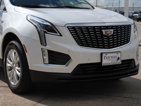 Certified 2024 Cadillac XT5 Luxury image 28