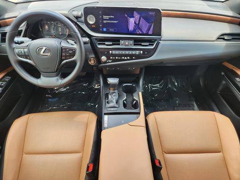 Used 2023 Lexus ES 350 w/ Premium Package FWD image 2