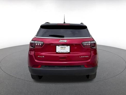 Used 2025 Jeep Compass Limited AWD/4WD image 12
