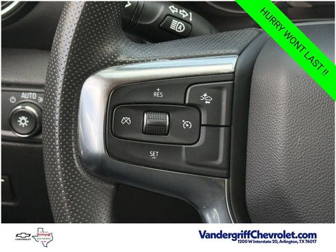 Certified 2025 Chevrolet Blazer LT AWD/4WD image 13
