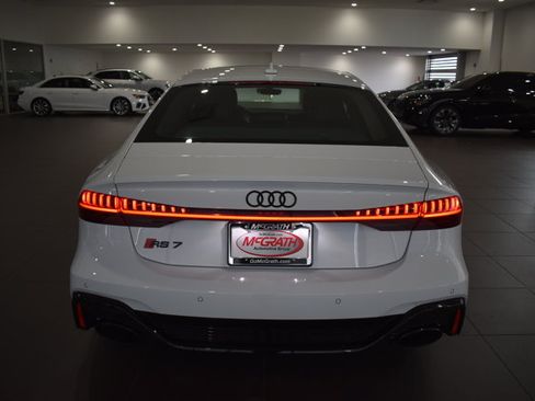 Used 2022 Audi RS 7 Sportback AWD/4WD image 6