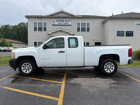 Used 2010 Chevrolet Silverado 1500 W/T RWD image 1