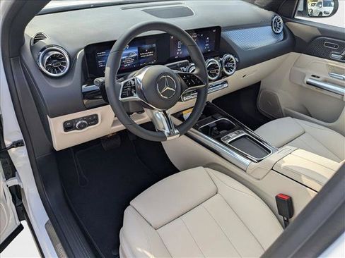 Certified 2026 Mercedes-Benz GLA 250 image 3