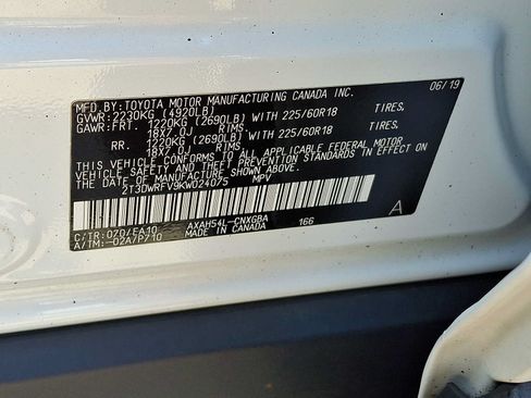 Used 2019 Toyota RAV4 Limited w/ Carpet Mat Package AWD/4WD image 25