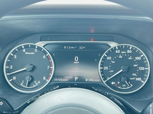 Used 2021 Nissan Rogue SV image 17