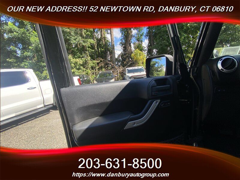 Used 2011 Jeep Wrangler Unlimited Rubicon w/ Trailer Tow Group AWD/4WD image 15