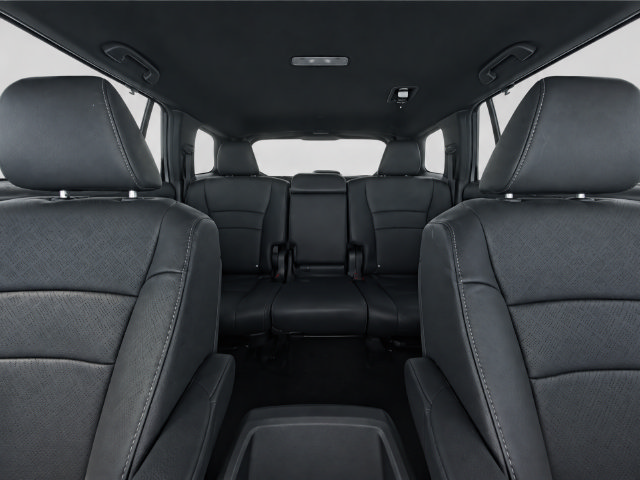 Used 2021 Honda Passport Touring image 16