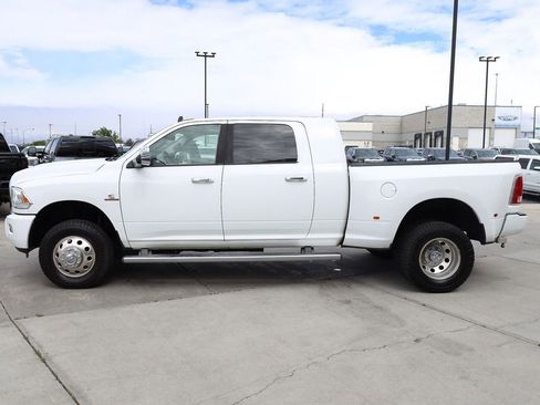 Used 2014 RAM 3500 Laramie Longhorn AWD/4WD image 3