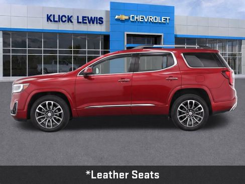 Used 2021 GMC Acadia Denali w/ Denali Technology Package FWD image 4