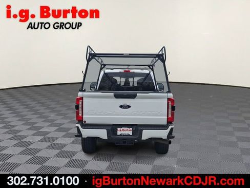 Used 2024 Ford F350 4x4 Crew Cab Super Duty image 5
