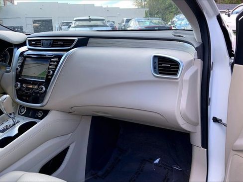Used 2017 Nissan Murano SL w/ SL Technology Package AWD/4WD image 16